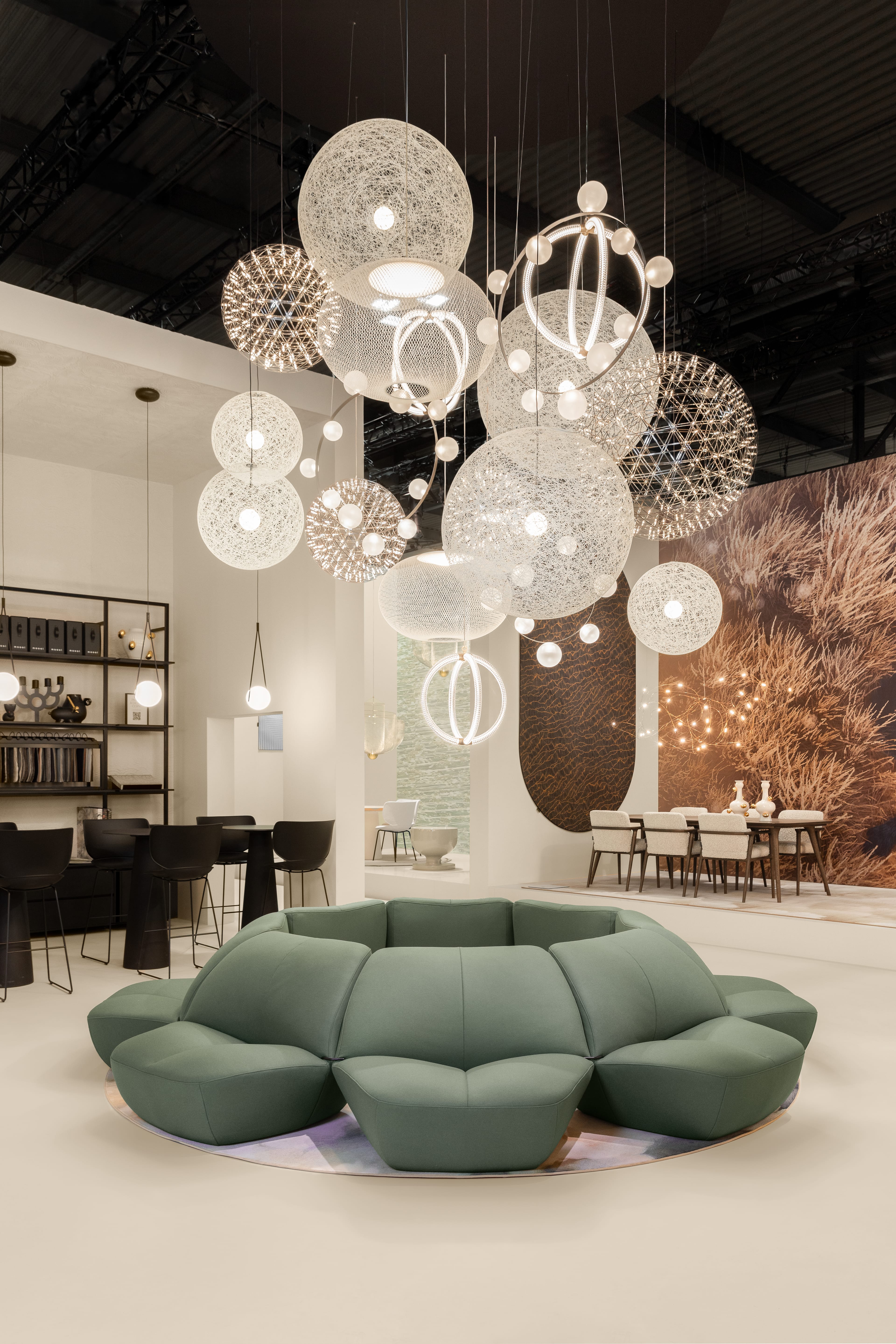 Kisss Lounge Chair, Mega Chandelier