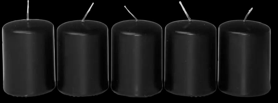 Bold candles black