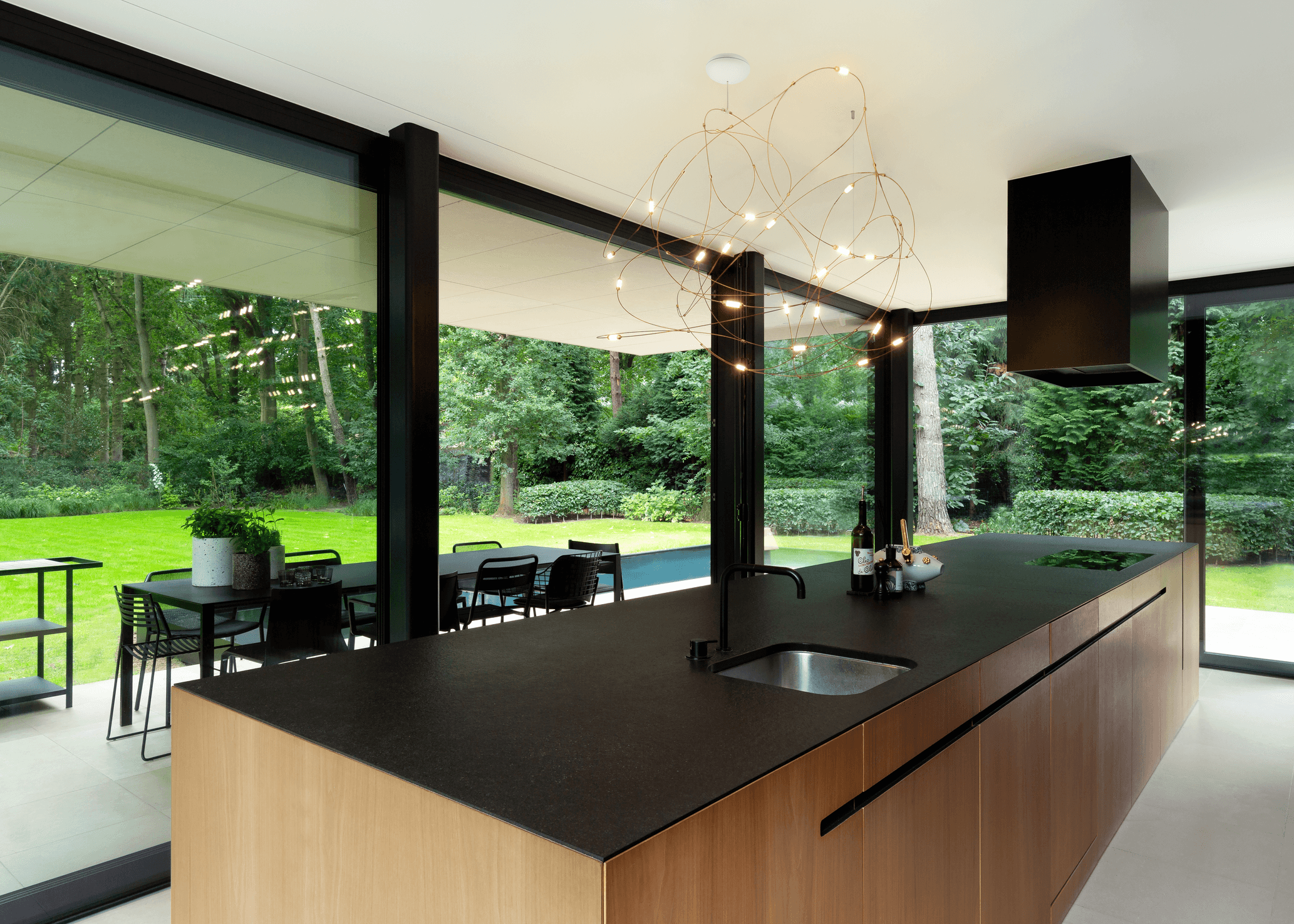 Interior with Flock of Light suspension light in kitchen