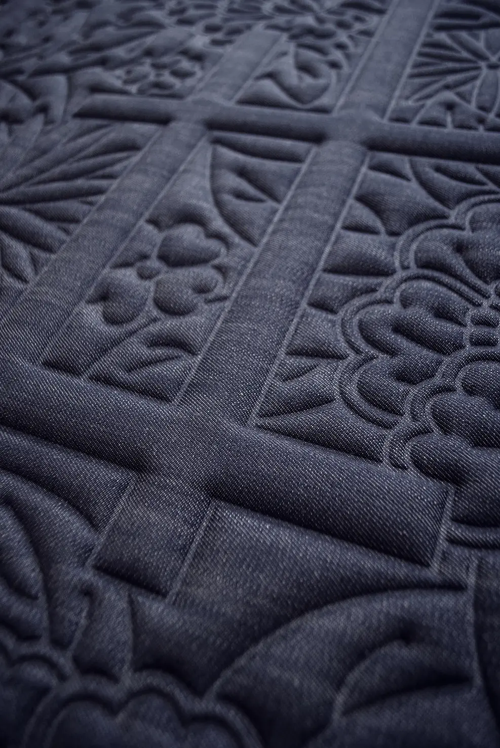 Wallcovering Tokyo Blue Shoji Blossom Denim detail